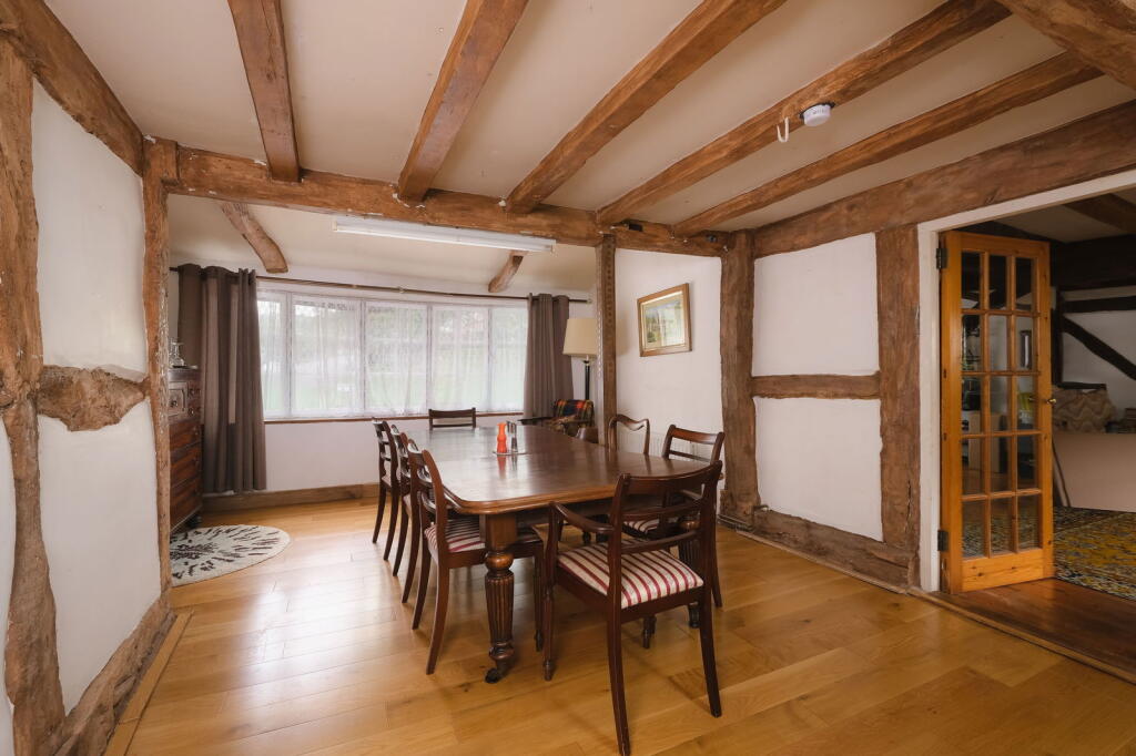 House in Cradley, Westfield - More