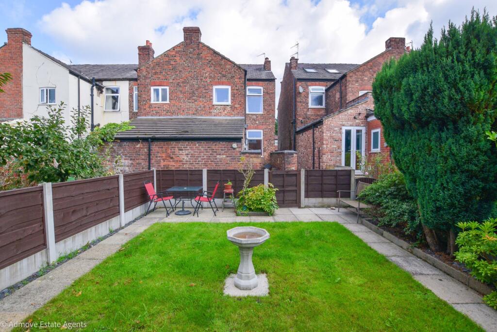 House in Trafford, Broadheath - View 2