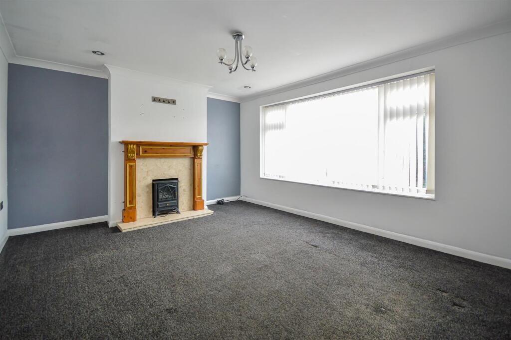 Main image of property: Moor Top Avenue, Ackworth, Pontefract