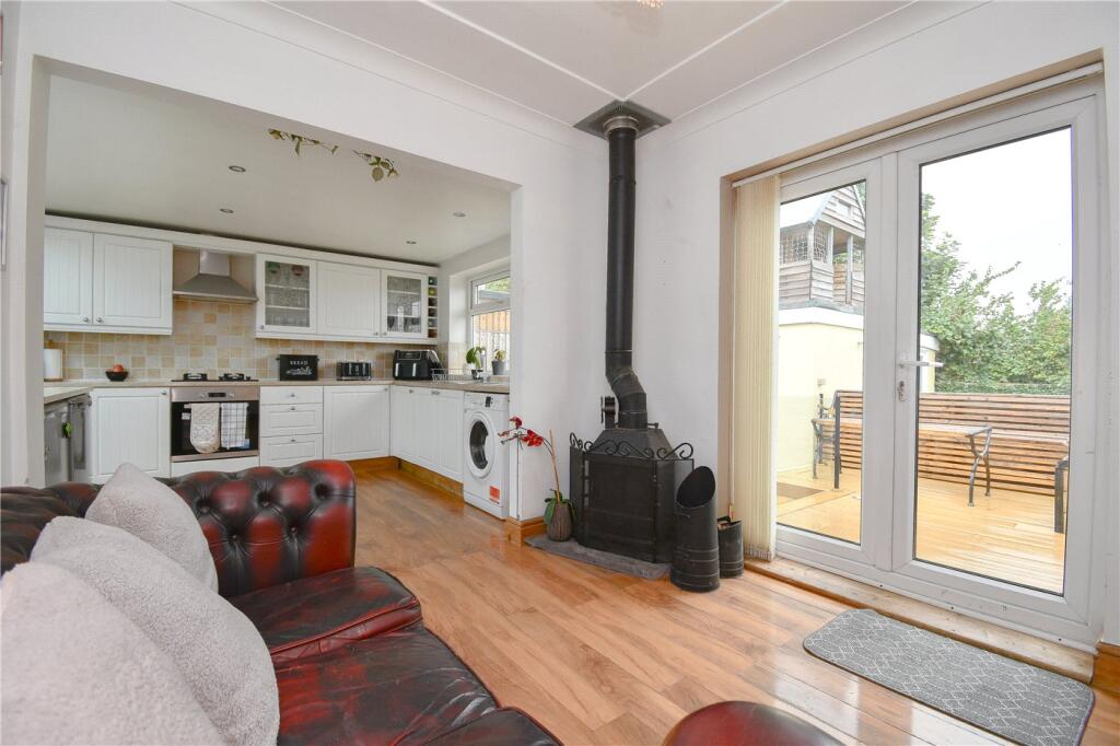 Florence Avenue, Heswall, Wirral photo 2