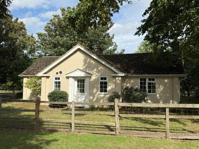 Main image of property: 2 Badlingham Farm, Chippenham, CB7 5QQ