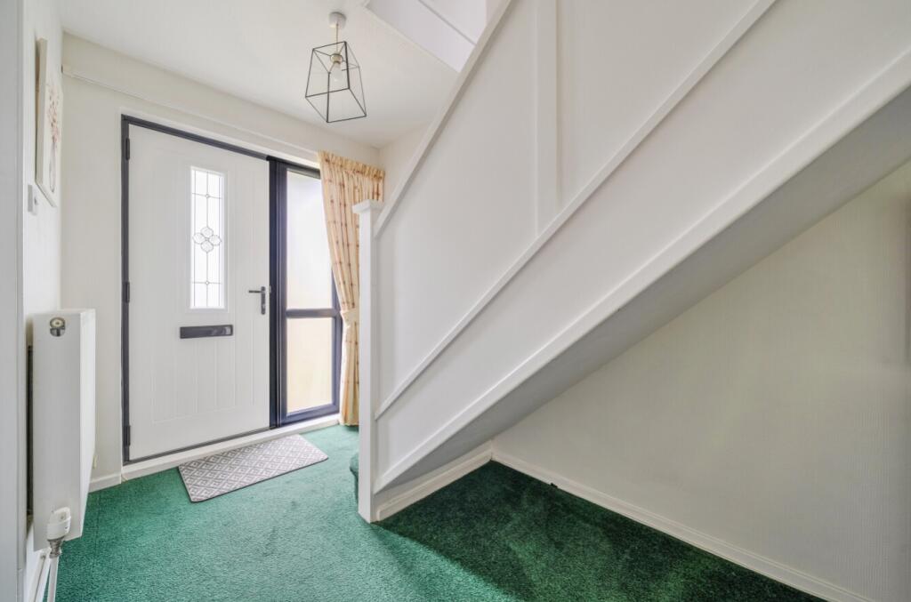 House in Lincoln, Lincolnshire - More