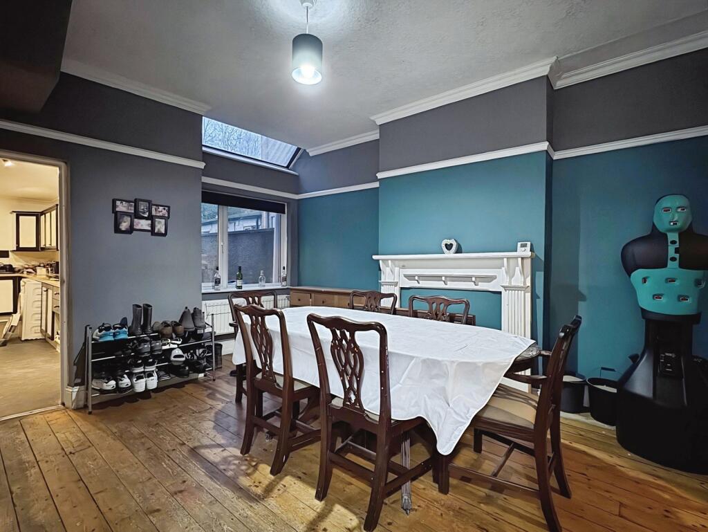 4 CHAGFORD VILLAS photo 3