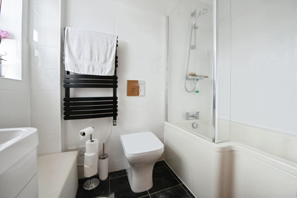 House in Portsmouth - View 5