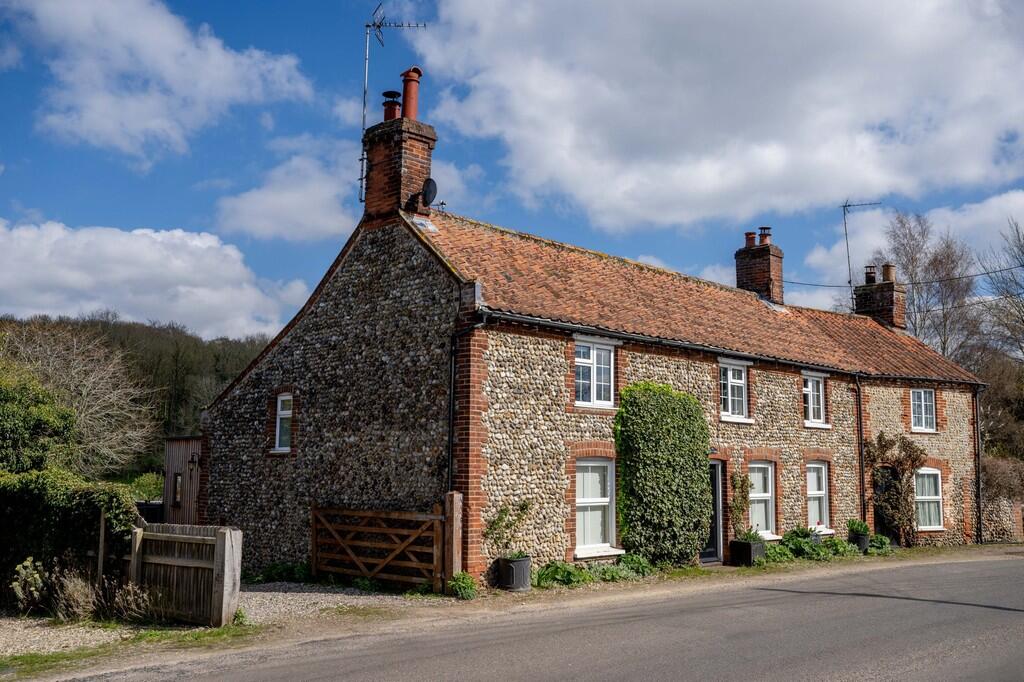 Main image of property: Letheringsett