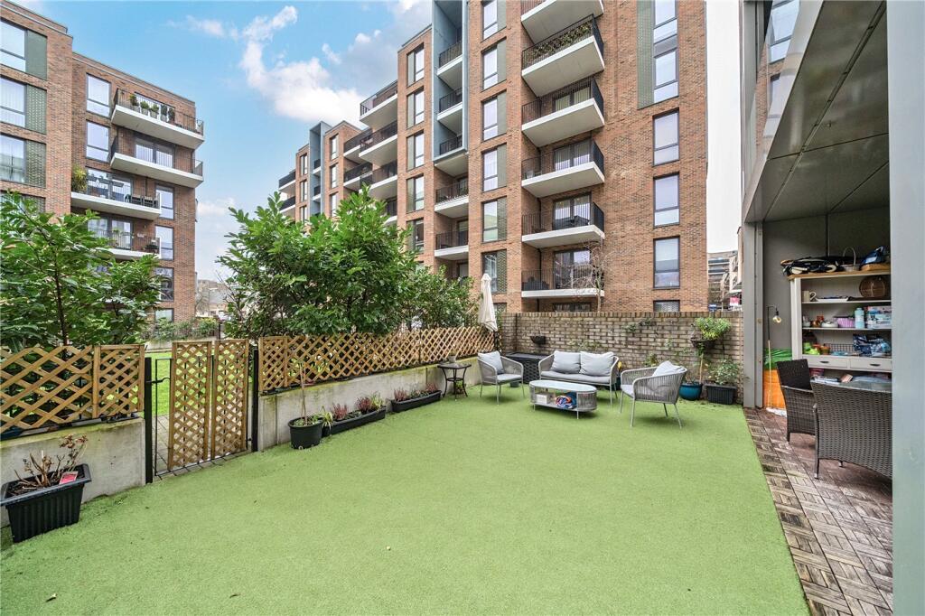 Apartment in London - View 4