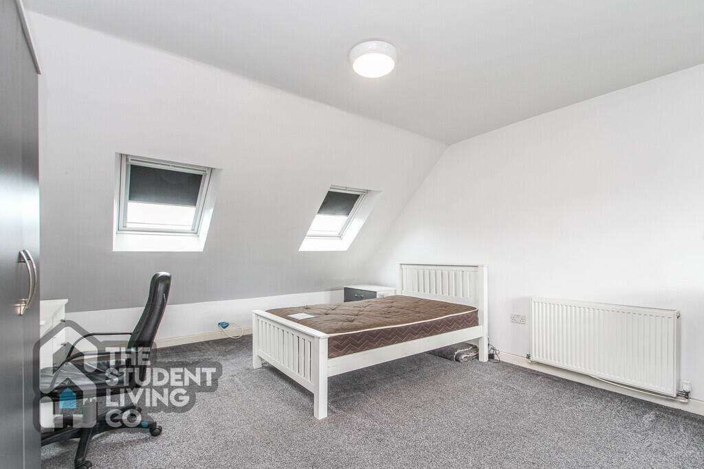 House in Nottingham, Beeston - View 4