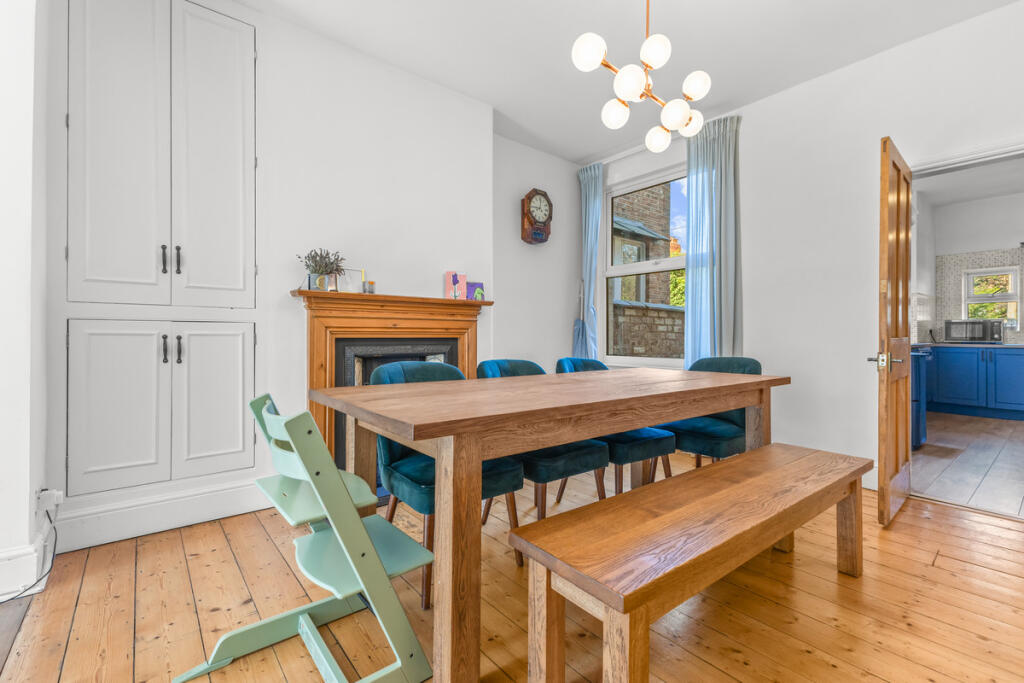 House in Manchester, Chorlton-cum-Hardy - View 3