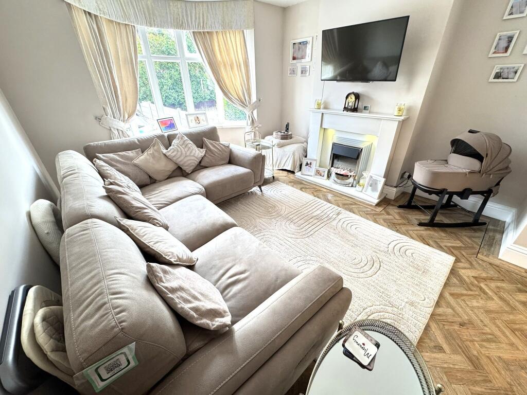 House in Walsall, West Midlands - View 4