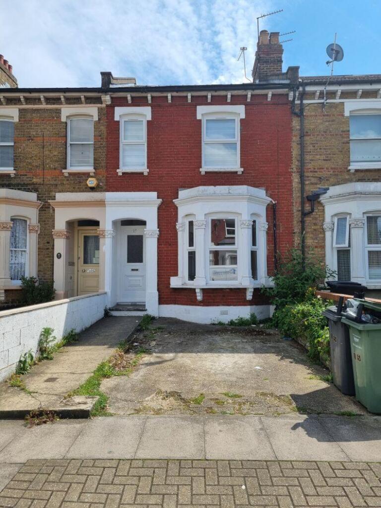 Main image of property: Malvern Road*****