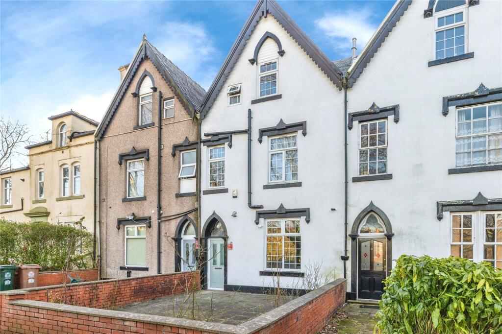 Main image of property: Kilnerdeyne Terrace, Rochdale, Greater Manchester, OL16