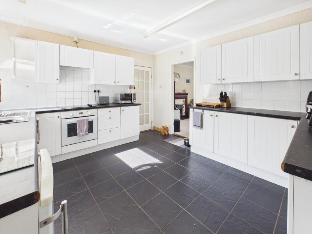 House in East Lindsey, West Keal - View 5