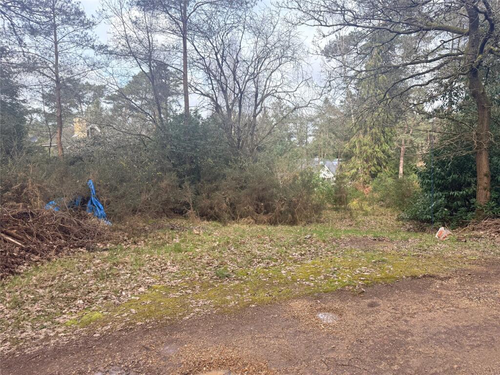 Main image of property: Frensham Road, Lower Bourne, Farnham, Surrey, GU10