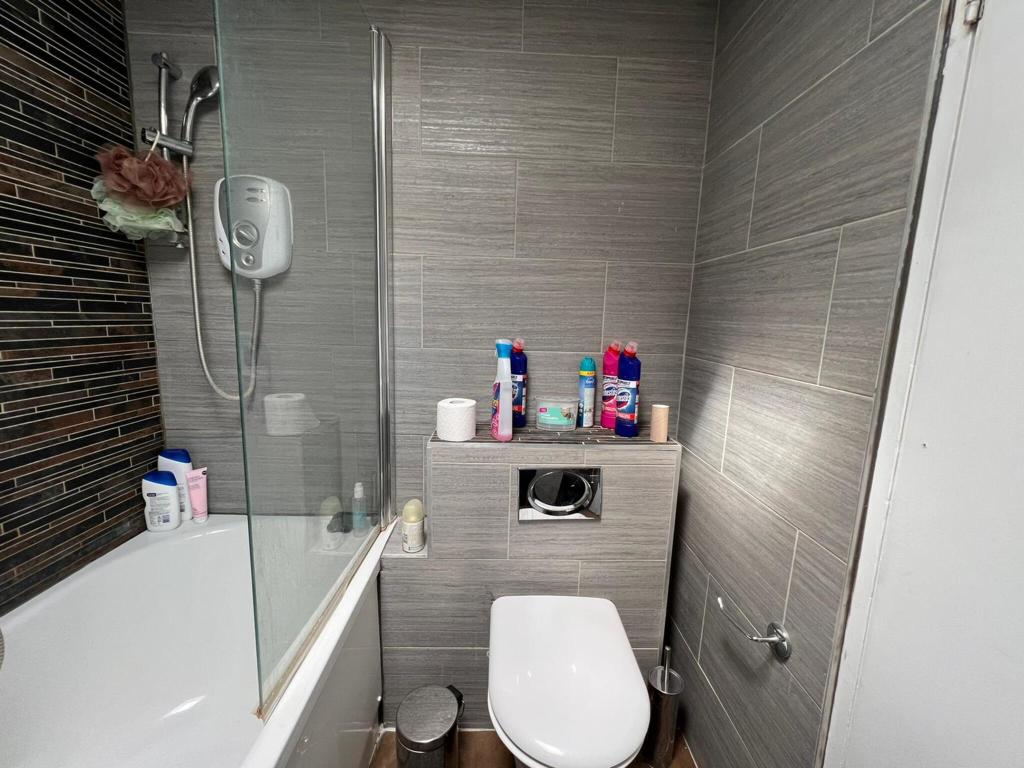 4 bedroom terraced house for rent