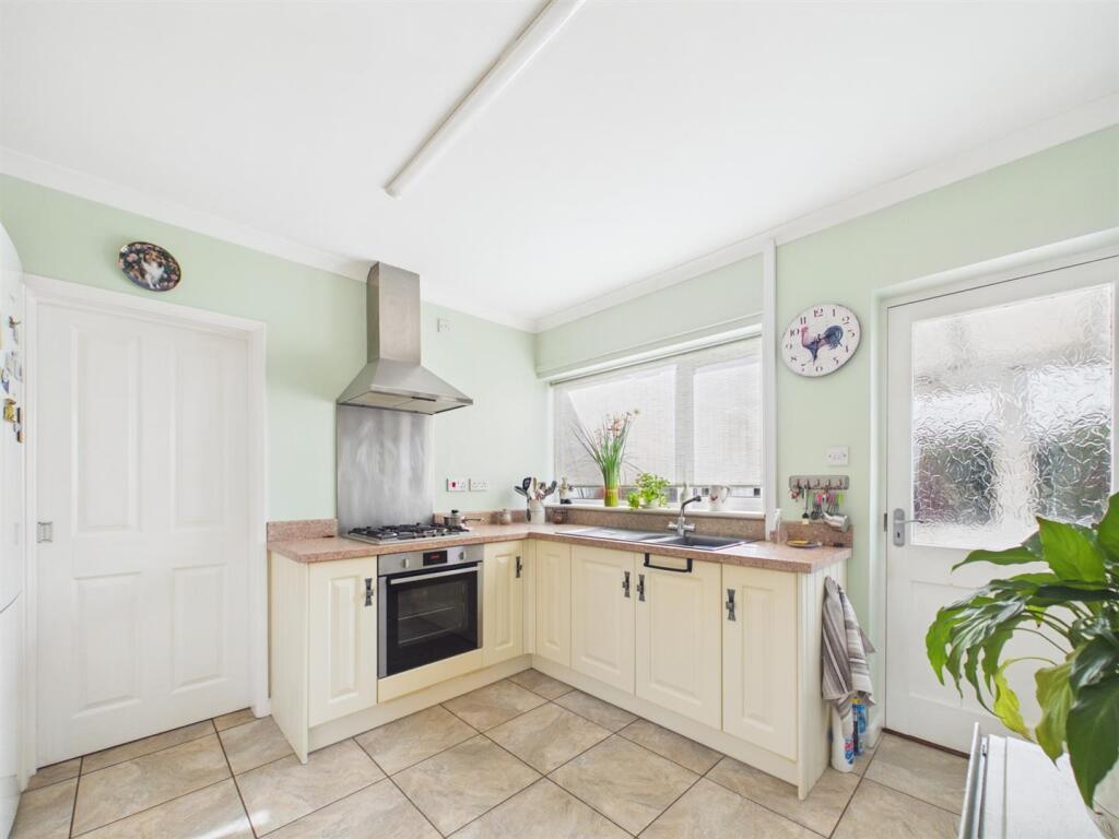 House in East Lindsey, Tothby, Alford - More