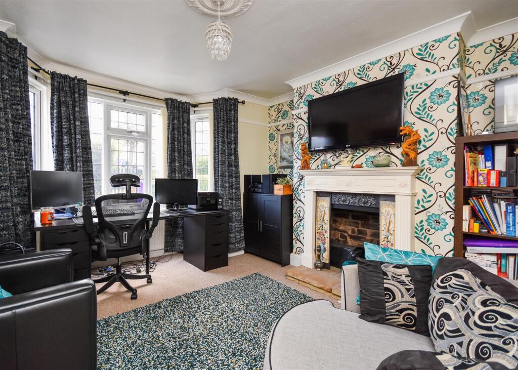 29 Goldthorn Avenue, Penn, Wolverhampton, WV4 5AA photo 4