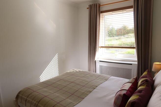 BEDROOM 5: