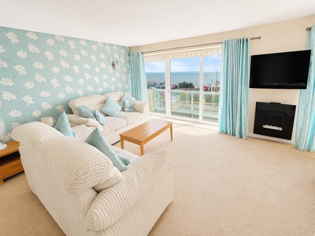Apartment in Portsmouth - View 4