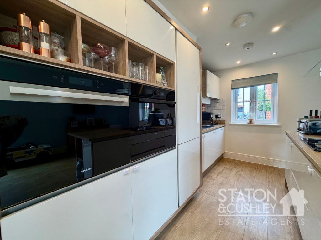 House in Nottingham - View 5