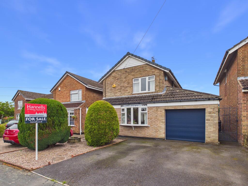3-bed detached on Dovedale Rise, Allestree, £325,000
