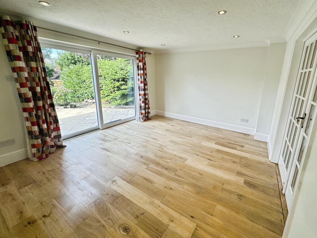 Ashworth Avenue, Brizlincote Valley, Burton-on-Trent, DE15 photo 4