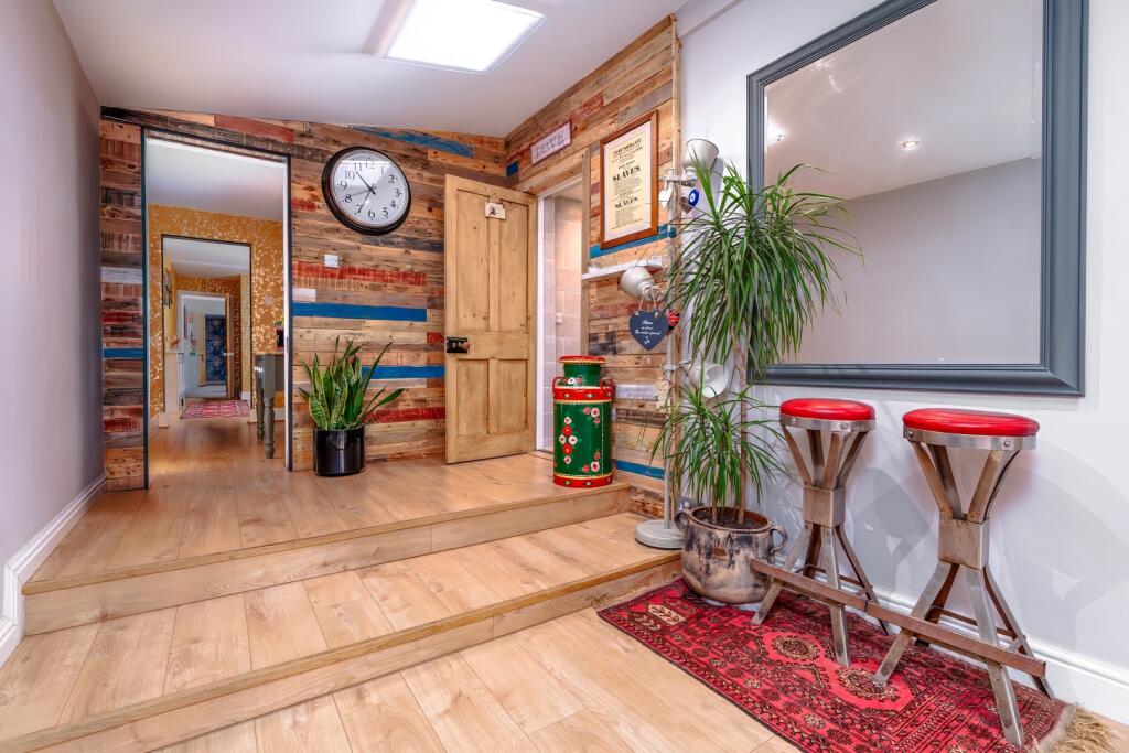 Apartment in Bristol - View 4