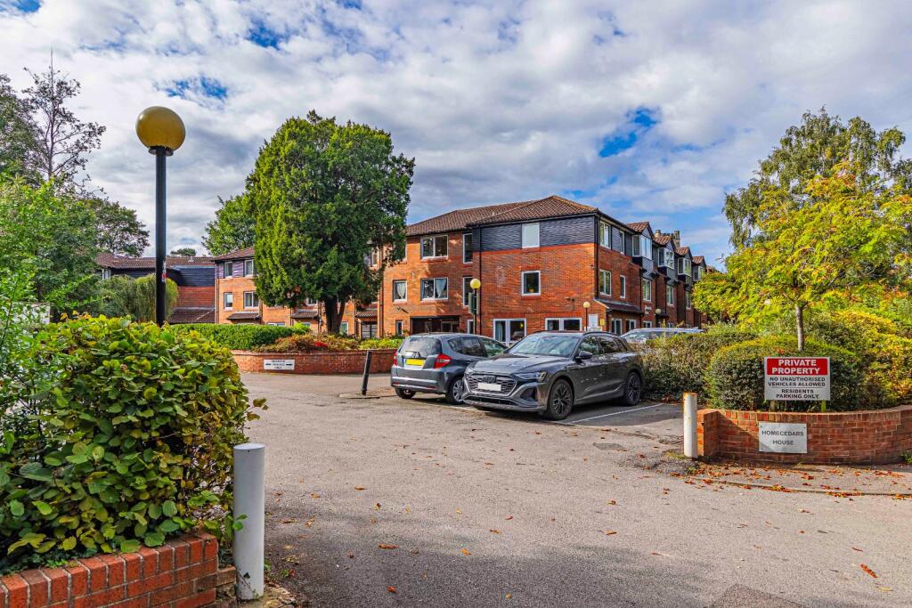 Main image of property: Elstree Road, Bushey Heath, Bushey, Hertfordshire, WD23