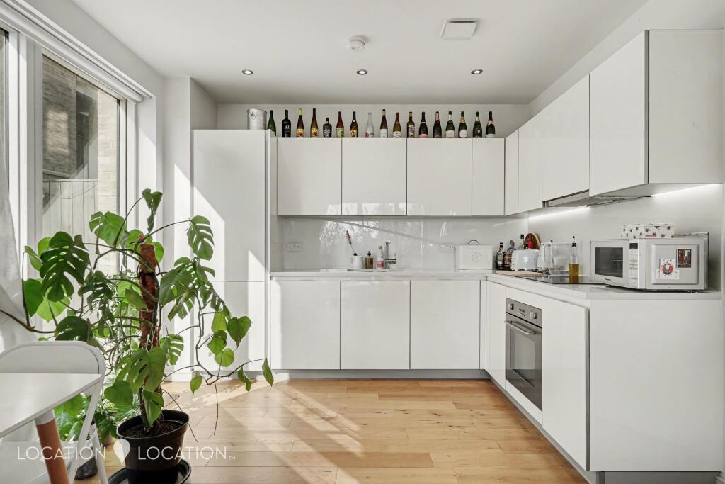 Apartment in London, Brownswood Park, Stoke Newington - View 3