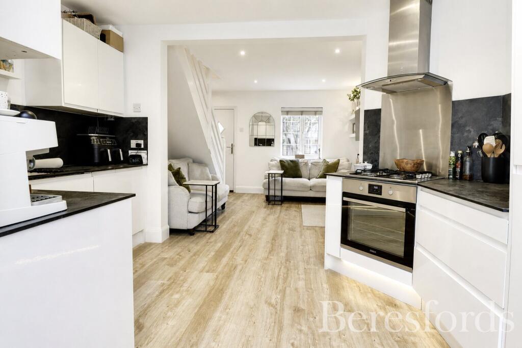 House in Brentwood, Essex - View 5