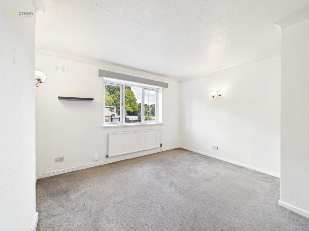 Apartment in Birmingham, Sutton Coldfield - View 5