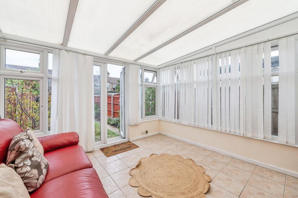 House in Romford - View 3