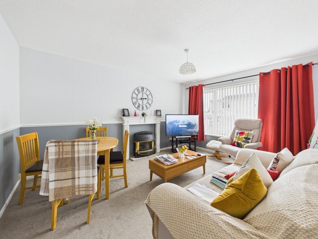 Burwell Close, Thornbury photo 4
