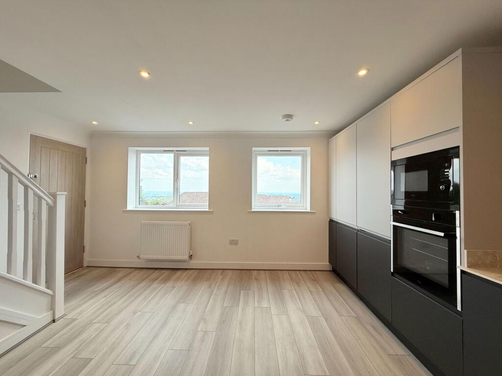 Edith Walk, Great Malvern, Worcestershire, WR14 photo 4