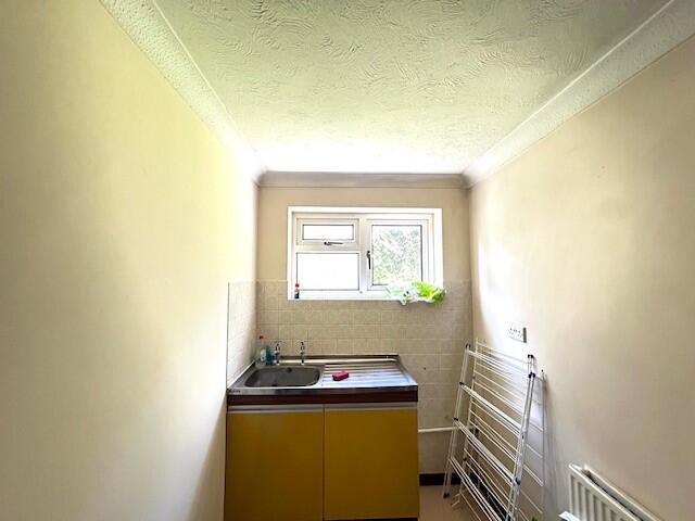 Pashley Road, Old Town photo 5