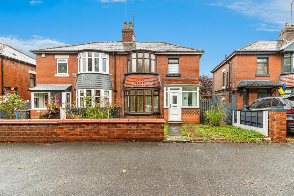 Main image of property: Greengate East, Manchester, M40