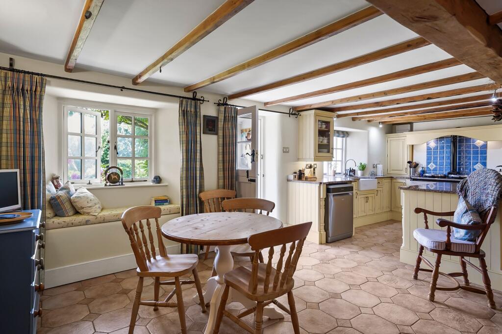 Kernborough, Kingsbridge photo 2