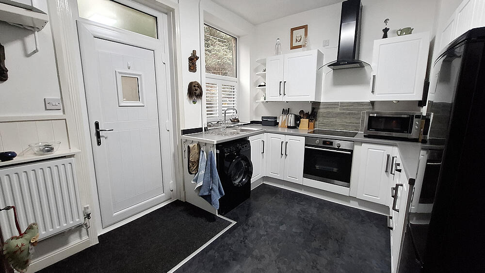 20 Mount View, Uppermill photo 4