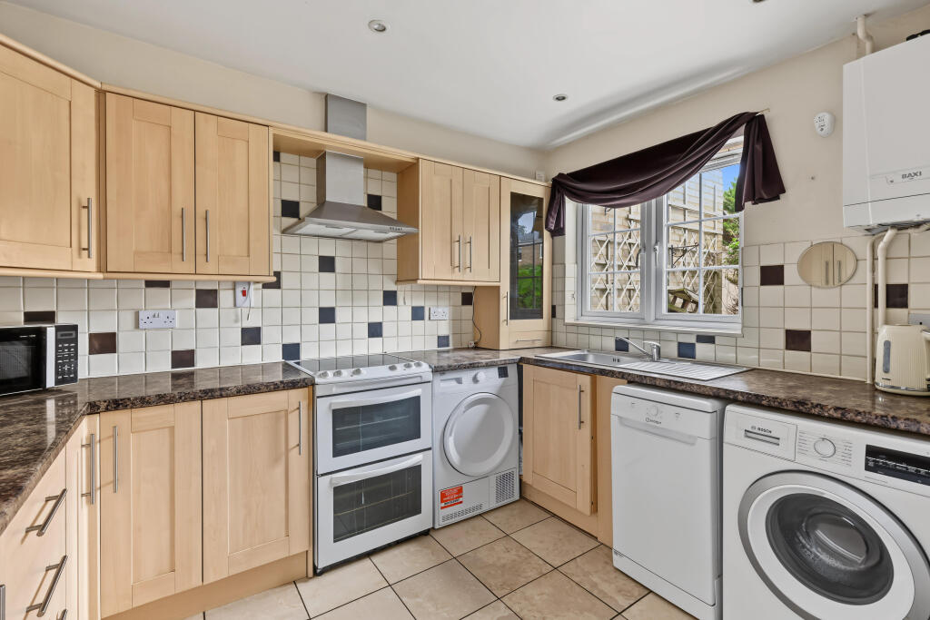 House in Stevenage - More