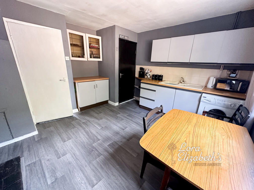 House in Mansfield, Meden Vale, Warsop - View 3