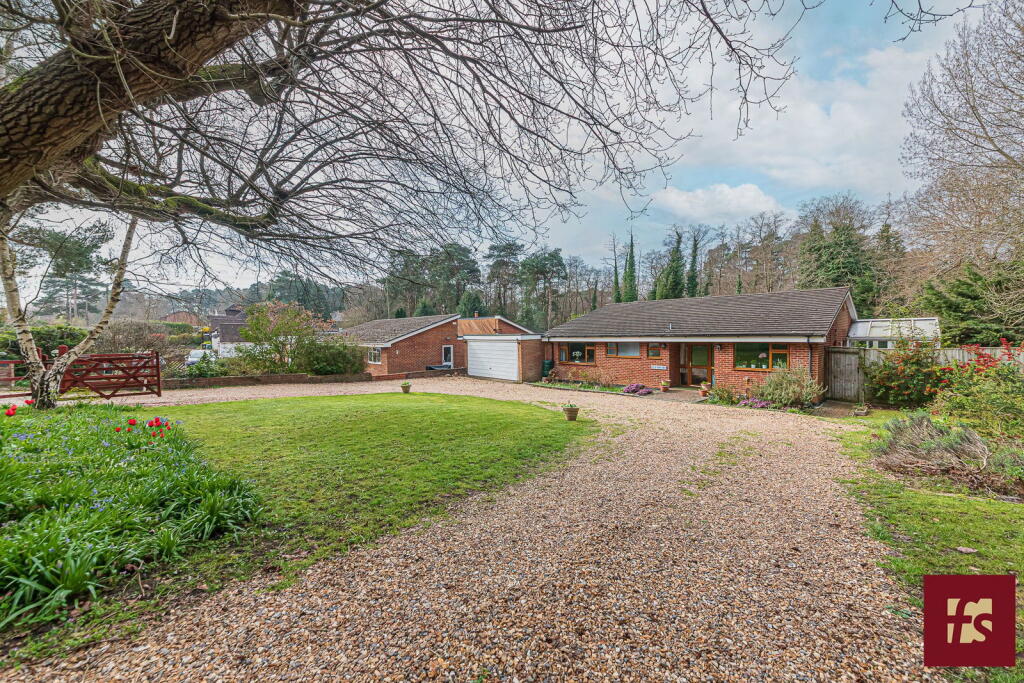 Main image of property: Soldiers Rise, Finchampstead, Wokingham, RG40 3NF