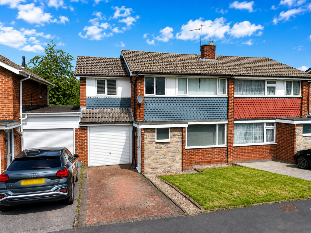 Main image of property: Deva Close, Poynton, Stockport, Cheshire, SK12 1HH