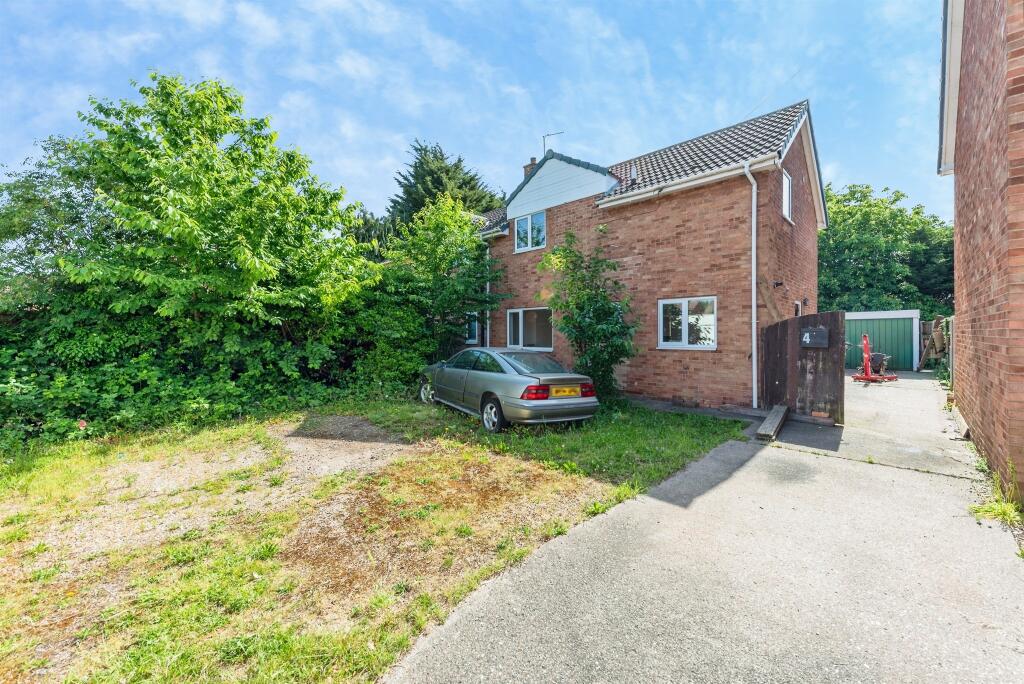Main image of property: Welland Close, Newark