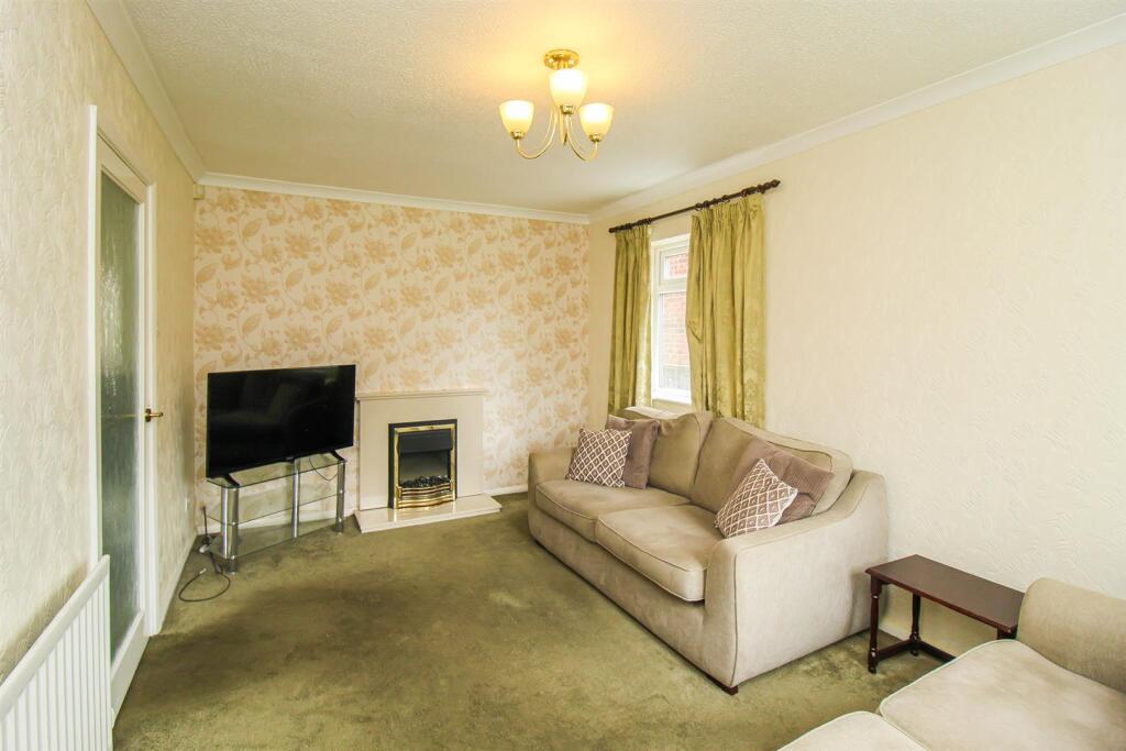 House in Wakefield - View 4