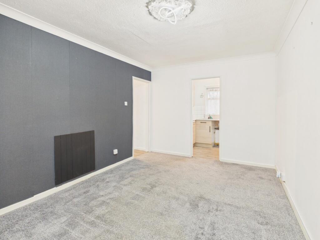 Apartment in Hull, Kingston upon Hull - View 2
