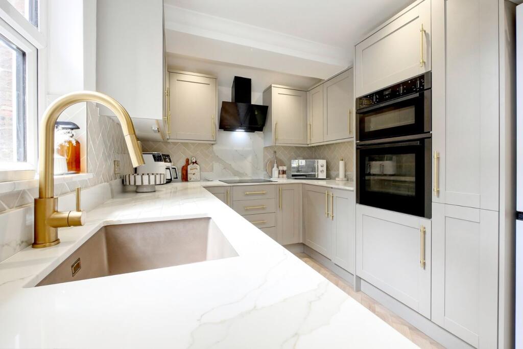 House in Wealden, Hailsham - View 2