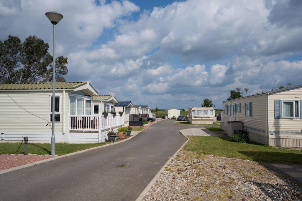 Bradwell-on-Sea,  Southminster, Essex, CM0 7PP photo 2