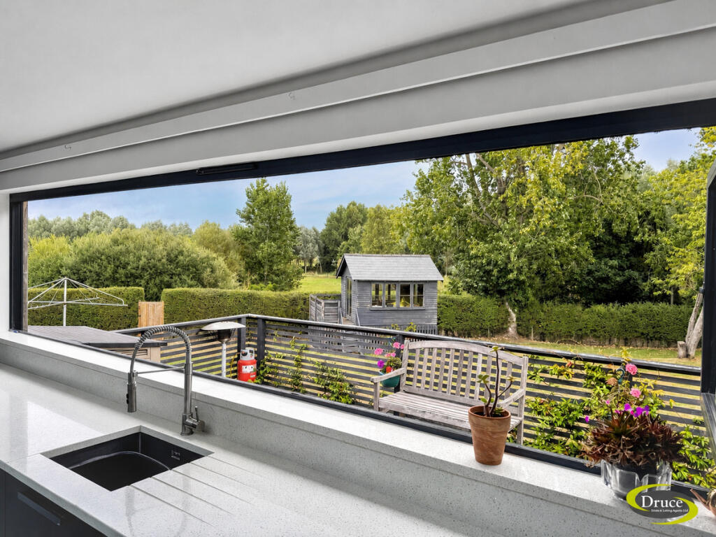 House in East Suffolk, Stratford St Andrew - View 4