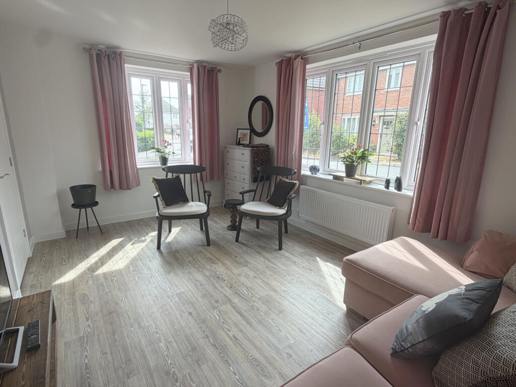 House in Tewkesbury, Wheatpieces - View 4