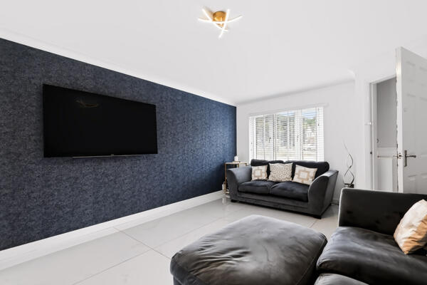 House in Glasgow - View 4