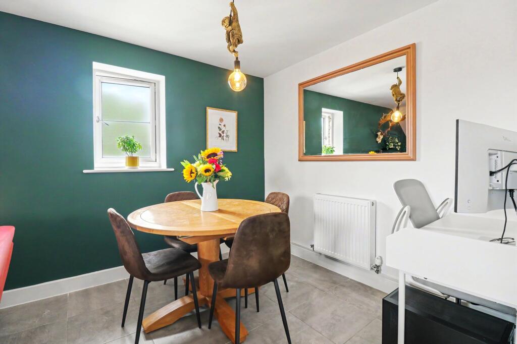 Apartment in Southampton - View 5